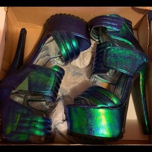 Shiekh iridescent heels